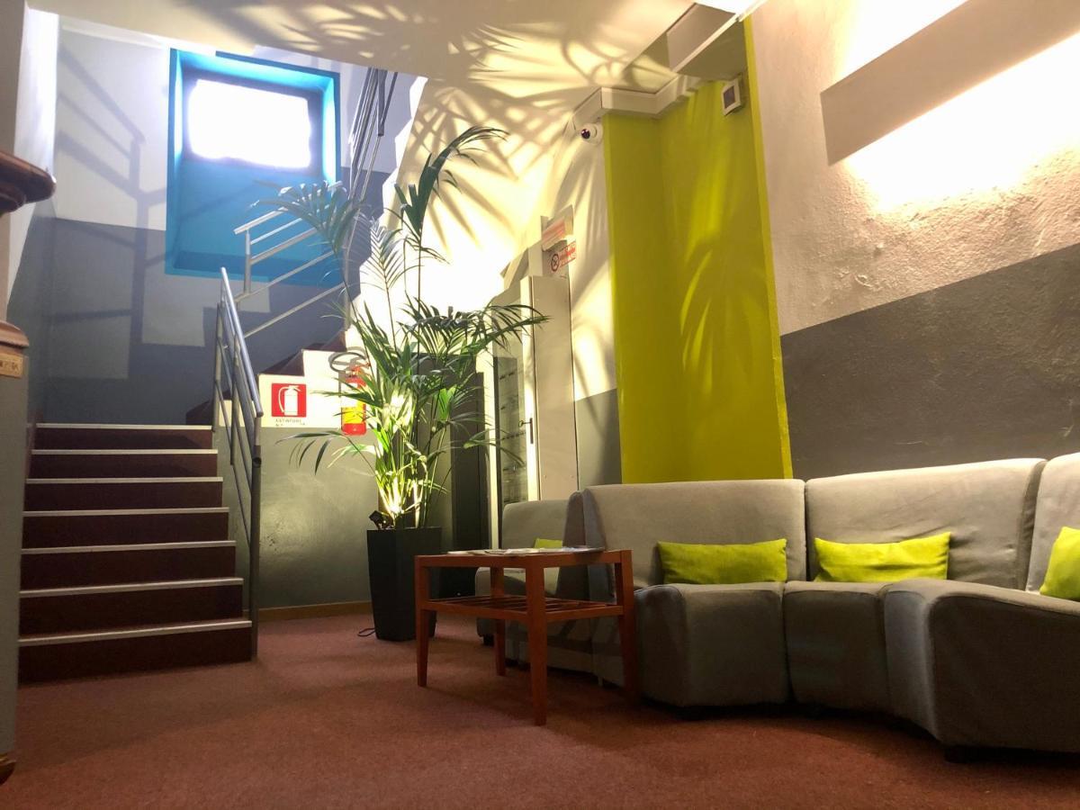Hotel Del Boschetto Poggiridenti Luaran gambar