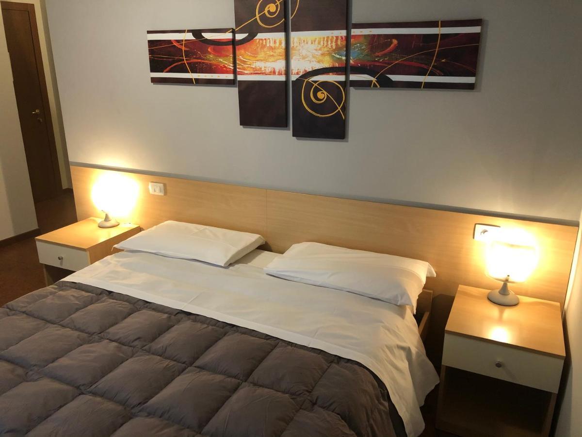 Hotel Del Boschetto Poggiridenti Luaran gambar